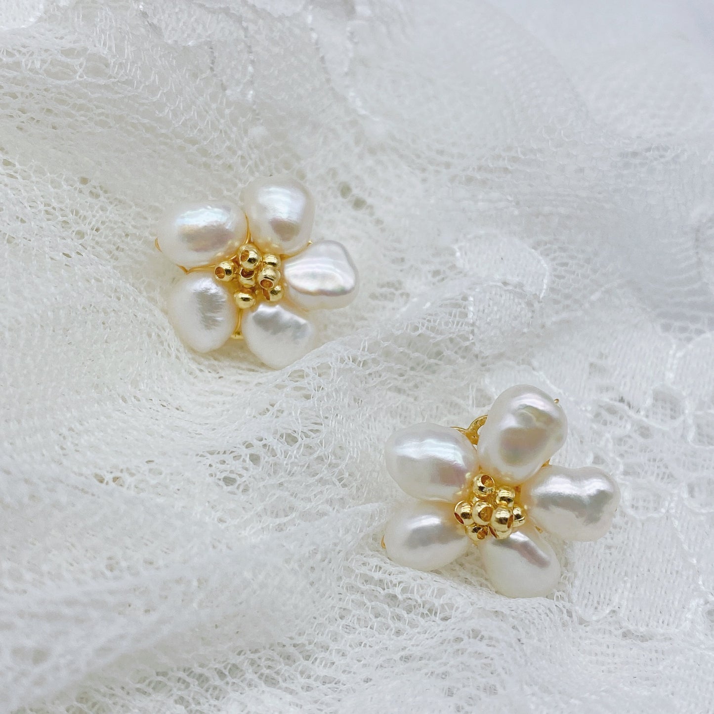 Special-shaped freshwater baroque pearl petal pearl earrings ancient style retro earrings temperament versatile earrings